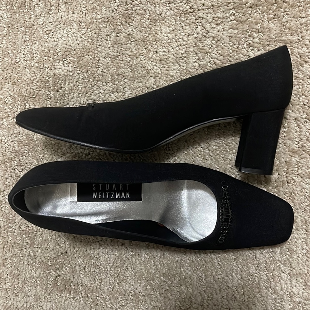 Stuart Weitzman black mid heels
